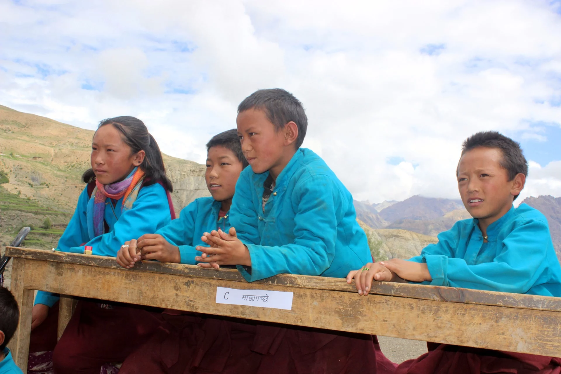 Unterricht in der Shelri Drugdra Schule in Saldang, Nepal